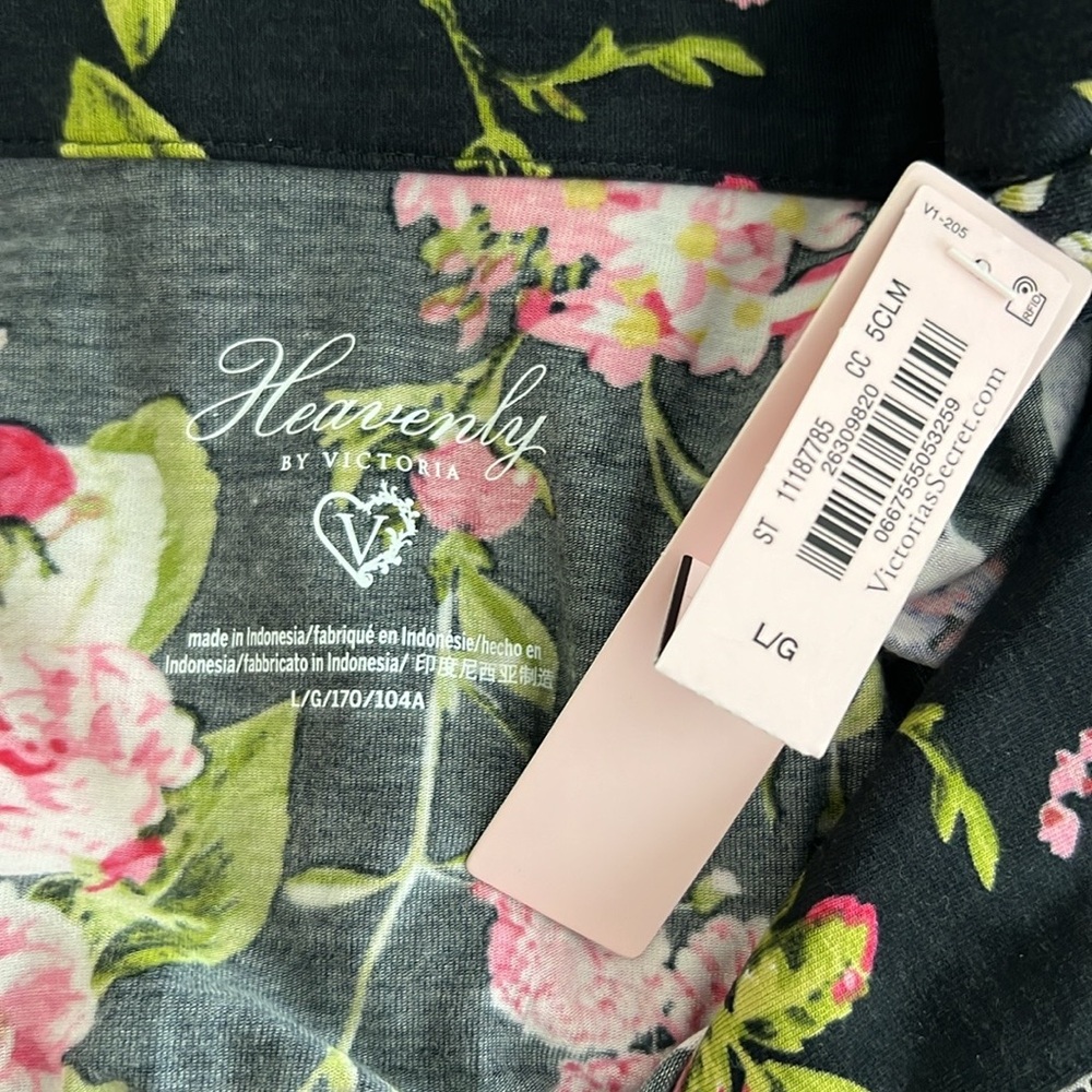 Victoria's Secret Black Floral Pajama Set - Picture 11 of 15